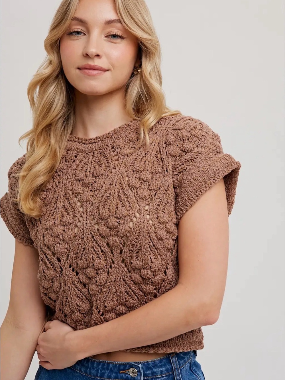 Bluivy Textured Cable Bobble Knit Crewneck Sweater in Brown